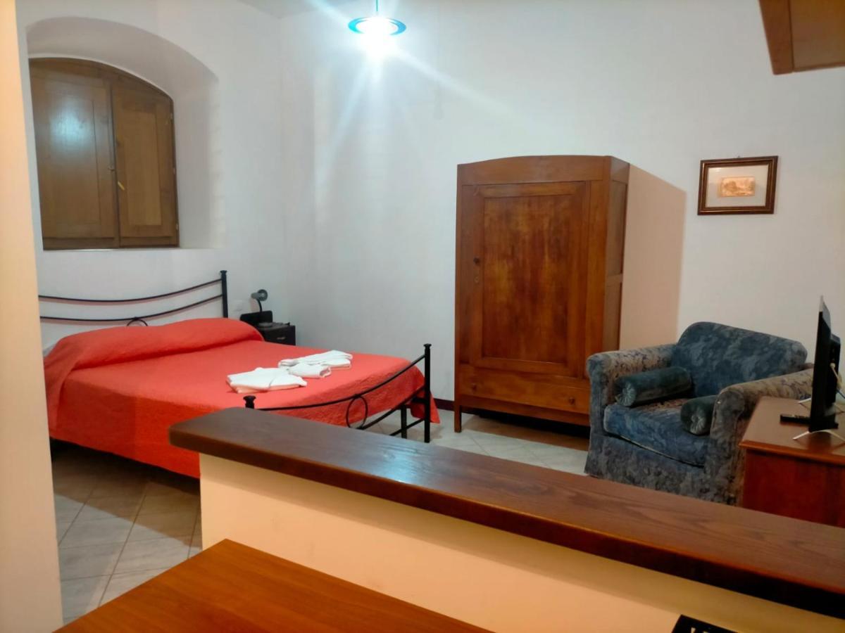 Aparthotel Antico Borgo La Commenda Montefiascone Zewnętrze zdjęcie