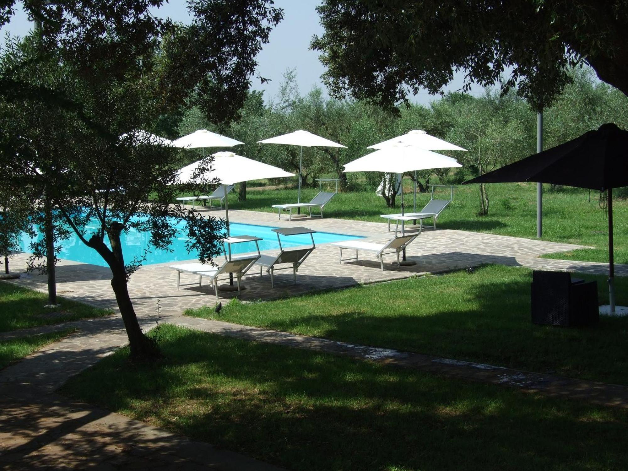 Aparthotel Antico Borgo La Commenda Montefiascone Zewnętrze zdjęcie